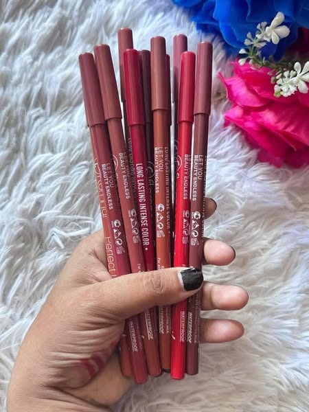 Flormar Perfect Lipliner Long-Lasting &amp; Intense Color | Smooth Application |