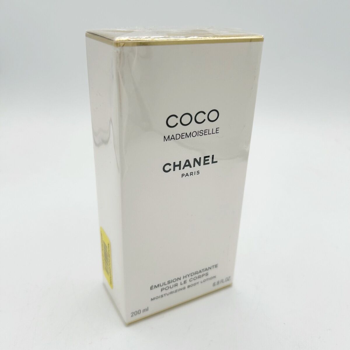 CHANEL Coco Mademoiselle Eau de Parfum Timeless Elegance in a Bottle